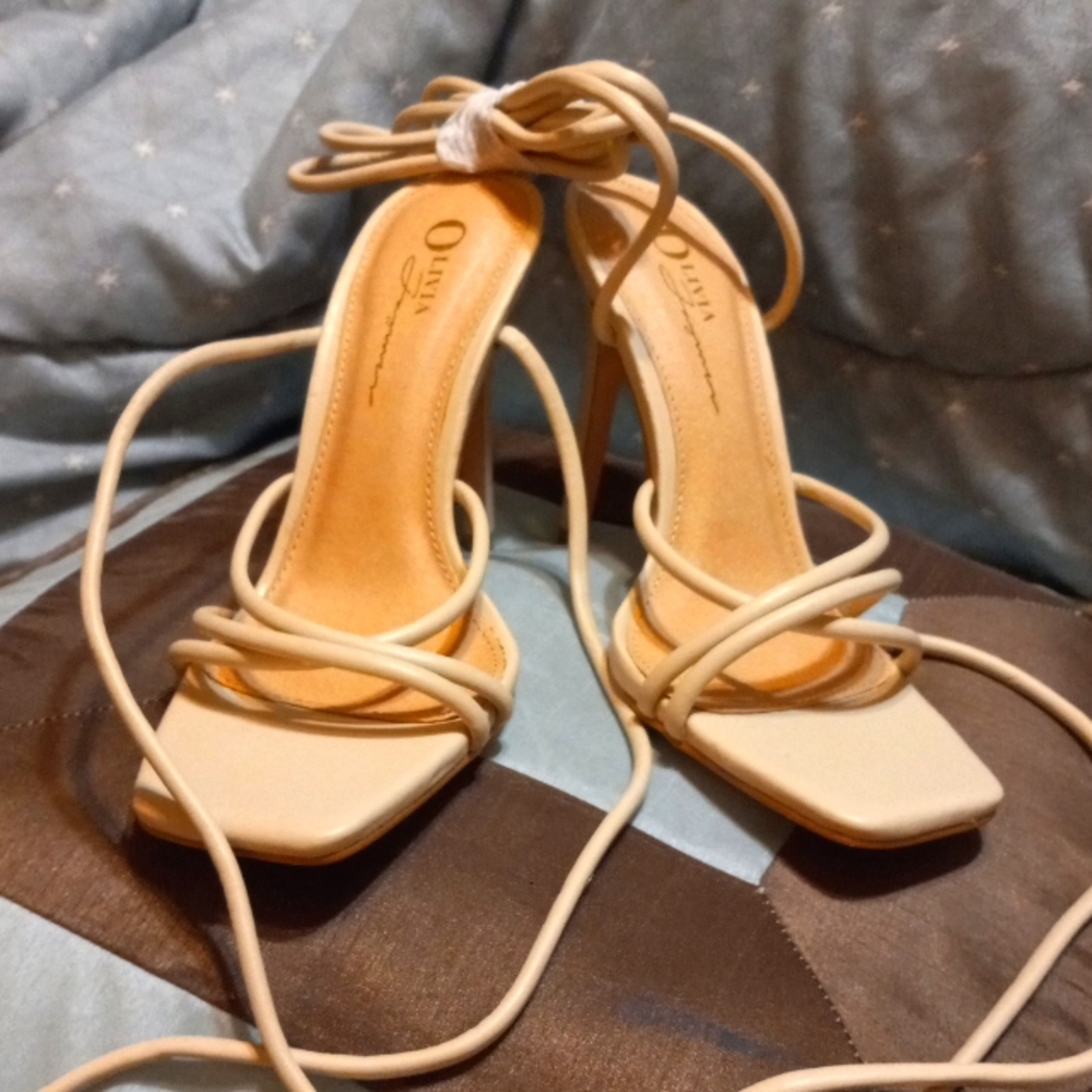 COPY - NWT Nude Square Toe ankle wrap heels